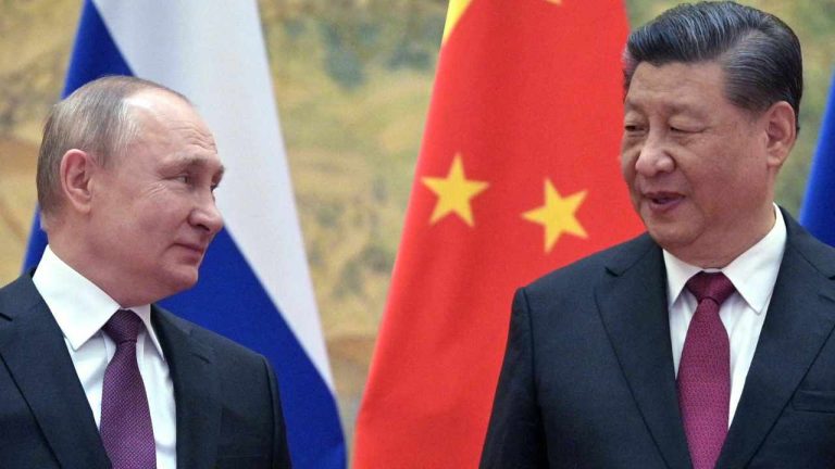 Xi Jinping ve Vladimir Putin, Ulusal Para Birimlerinde Yerleşimlerin Artırılması İçin Zorluyor