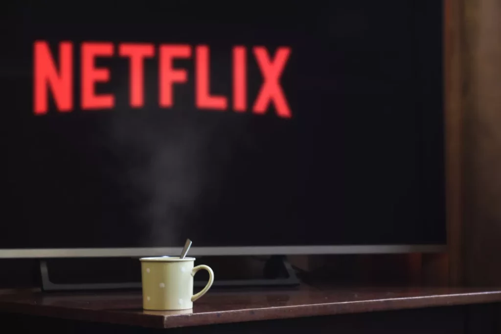 Netflix, 8,8 milyon müşteri ekledikten sonra abonelik fiyatlarını bir kez daha artıracağını doğruladı