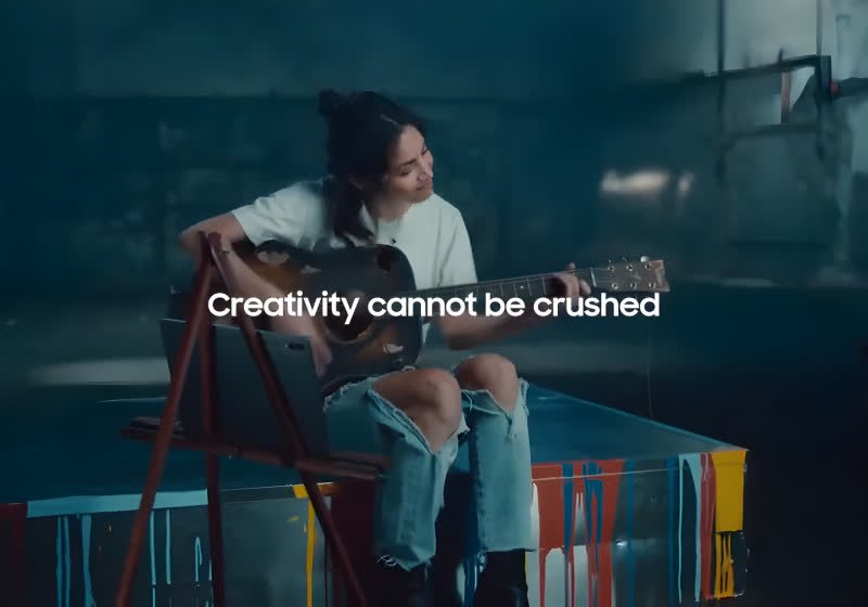 Samsung, tartışmalı iPad Pro ismine yanıt olarak UnCrush görüntüsüyle bir kez daha Apple ile dalga geçti 18 samsung tartismali ipad pro ismine yanit olarak uncrush goruntusuyle bir kez daha apple ile