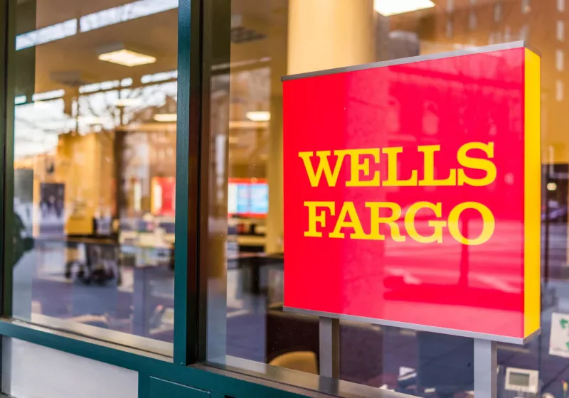 Wells Fargo "klavye etkinliğini" simüle ettiği için bir düzine çalışanını kovdu 1 wells fargo klavye etkinligini simule ettigi icin bir duzine calisanini kovdu Rn4ws5yB