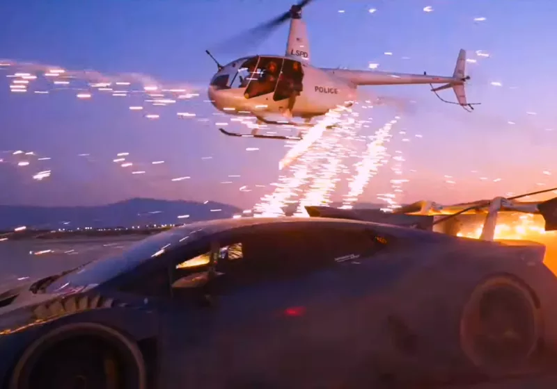 YouTuber'ın Lamborghini ve helikopterle çılgın havai fişek gösterisi 10 yıl hapisle sonuçlanabilir 9 youtuberin lamborghini ve helikopterle cilgin havai fisek gosterisi 10 yil hapisle sonuclanabilir jYv6UM8K