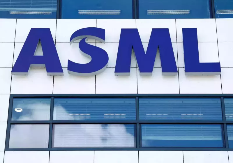 Eski ASML şefi, ABD-Çin çip savaşlarının "gerçekler değil ideolojiler" tarafından körüklendiğini söylüyor 6 eski asml sefi abd cin cip savaslarinin gercekler degil ideolojiler tarafindan koruklendigini soyluyor E5ivl8ly
