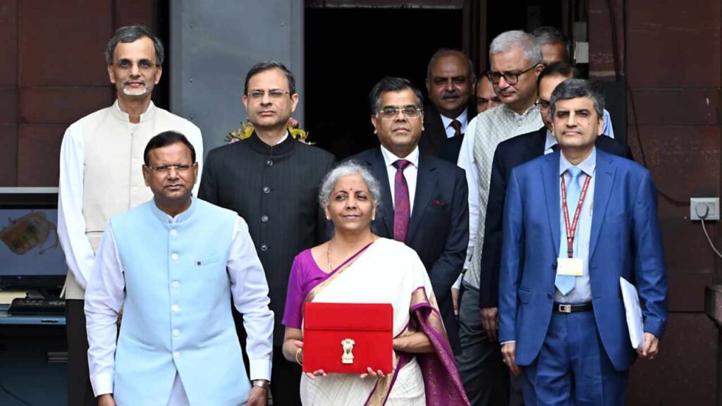 Hindistan 2024/25 Bütçesinde Kripto Vergisi Düzenlemelerini Sürdürüyor 15 hindistan 202425 butcesinde kripto vergisi duzenlemelerini surduruyor YppKbqw1