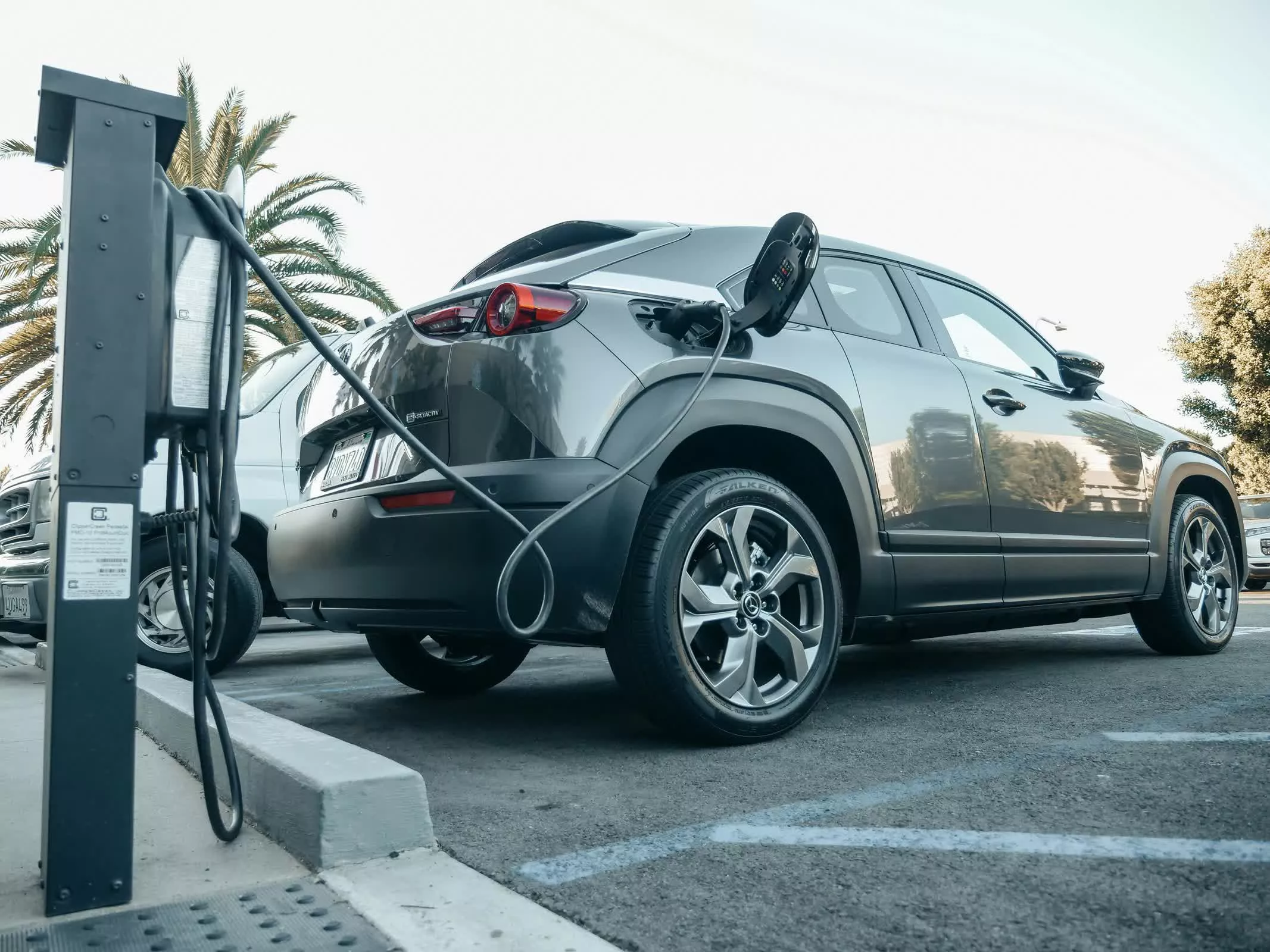 vermont sel magdurlari hasarli araclarini elektrikli araclarla degistirmek icin 18500 dolara kadar para alabilecek