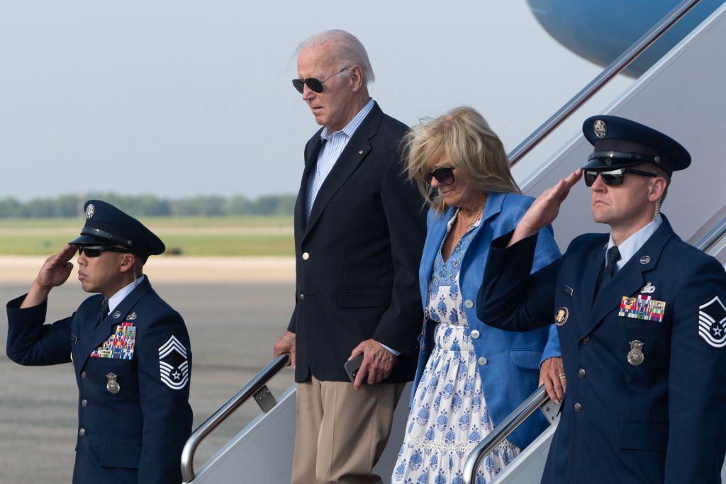 DNC bugün başlıyor. İşte konuşma yapacak olanlar da dahil olmak üzere neler beklendiği. 1 US-POLITICS-BIDEN