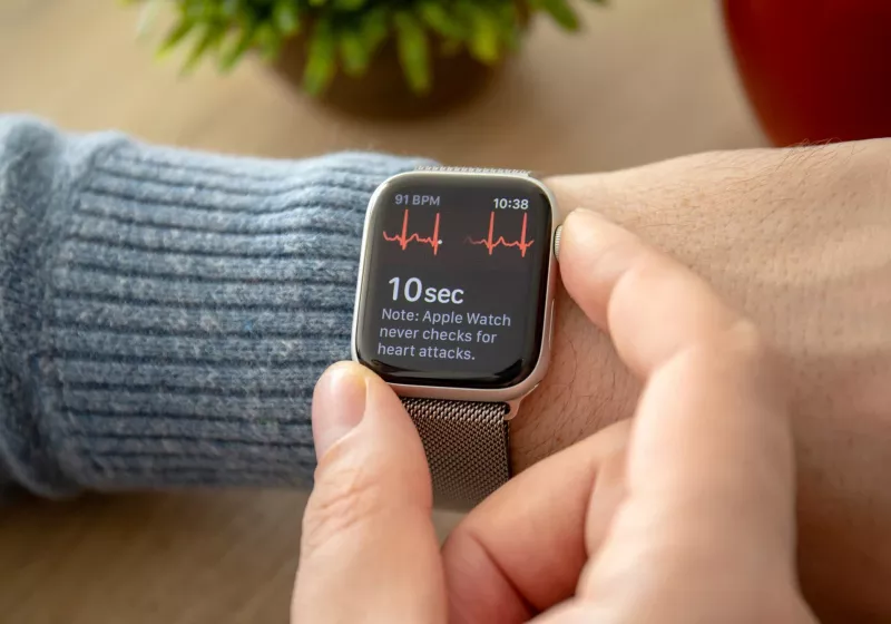 Kaliforniyalı bir adam hayatını kurtaran şeyin Apple Watch'un kalp atış hızı monitörü olduğunu söyledi 4 kaliforniyali bir adam hayatini kurtaran seyin apple watchun kalp atis hizi monitoru oldugunu soyledi Mgw61shb