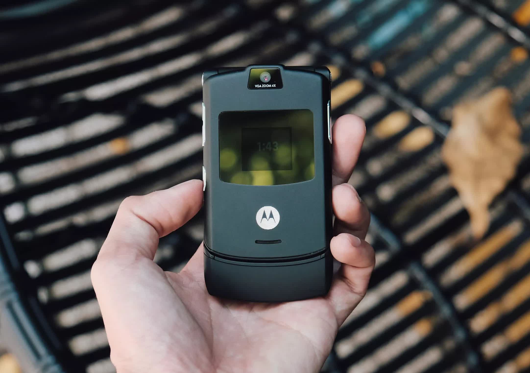 motorola razr v3 gecmisin iphoneu 0 MMaP146P