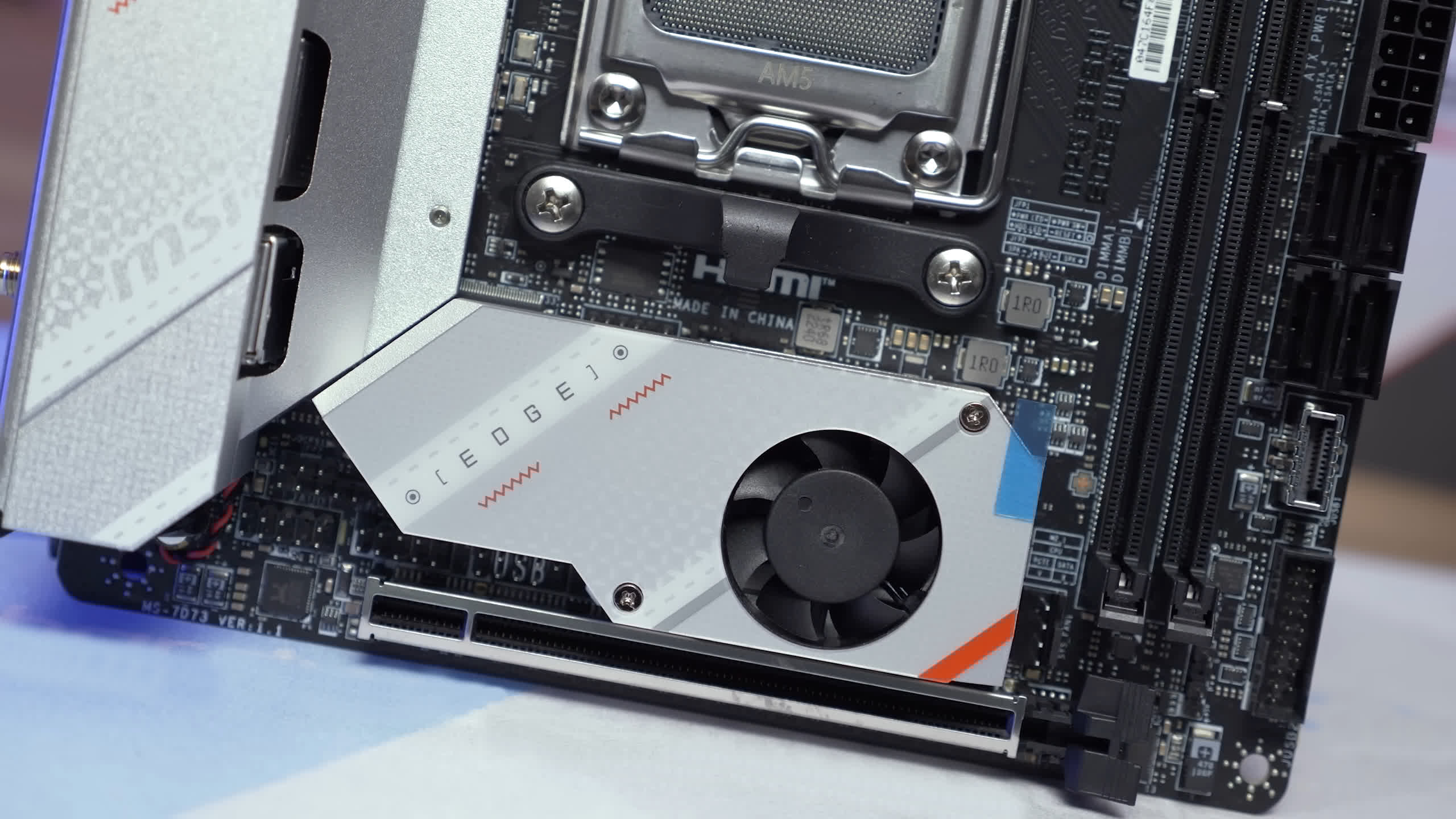 ryzen 700080009000 icin amd am5 mini itx anakart ozeti 1 9VcedB7z